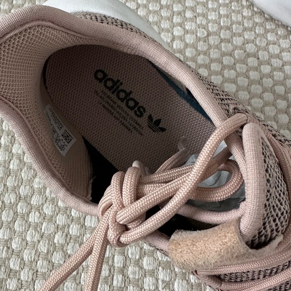 Adidas Women’s Runners - Picture 3 of 4